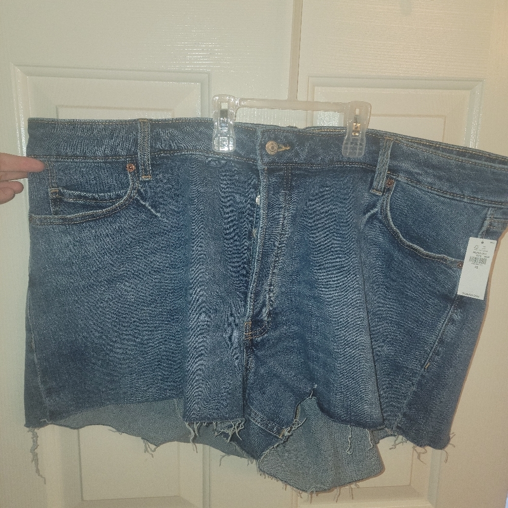 Old Navy Denim Shorts Sz 22